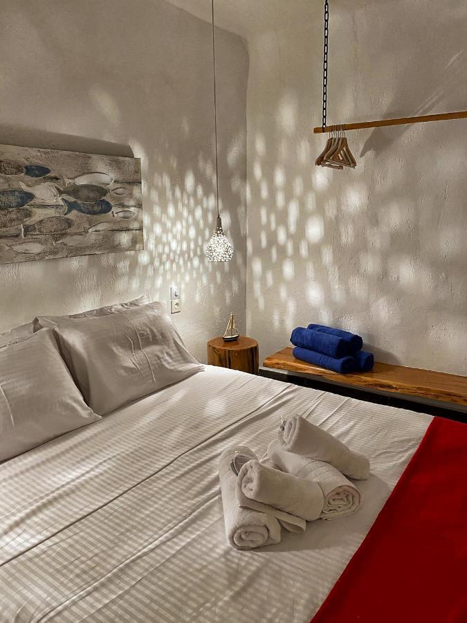 Milos Gem Suites Inn Páhena Kültér fotó